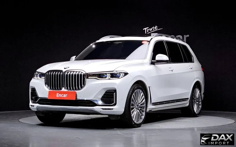 BMW X7 xDrive 40i Design Pure Excellence 6-Seater