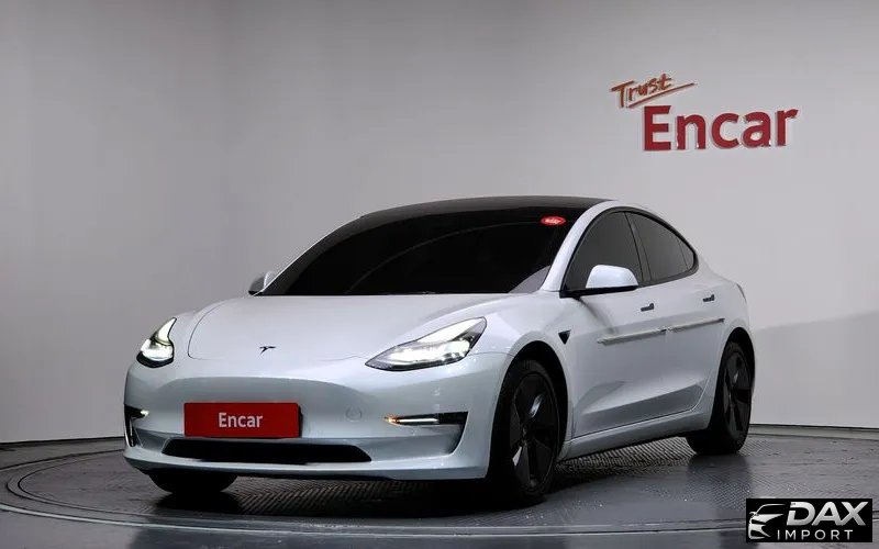 Tesla Model 3 Long Range AWD