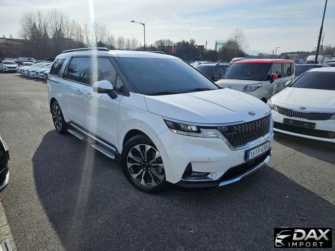 Kia Canival 9-Seater Signature