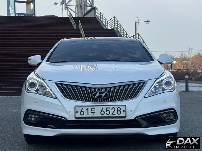 Hyundai Grandeur HG240 Modern