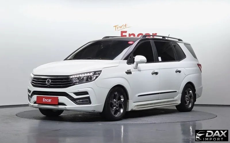 KG_Mobility_Ssangyong KORANDO 4WD RX 11-seater