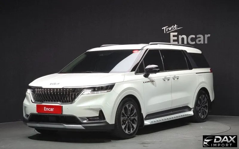 Kia Canival Gasoline 7-Seater Signature