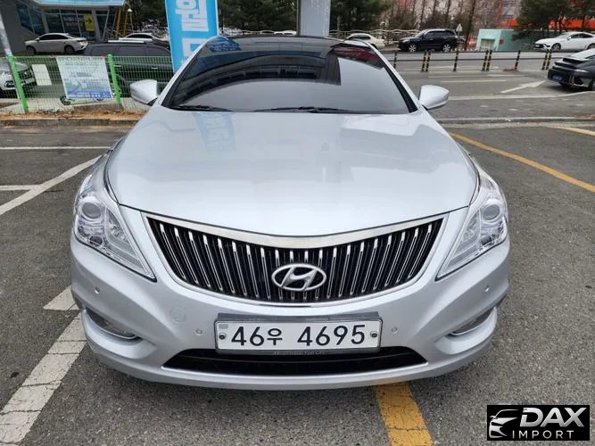 Hyundai Grandeur HG240 Modern