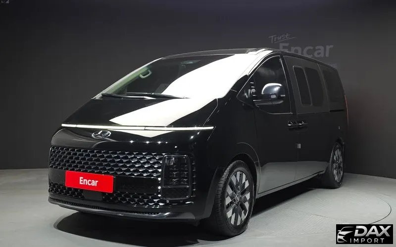 Hyundai Staria L3.5 Lounge 9-Seater