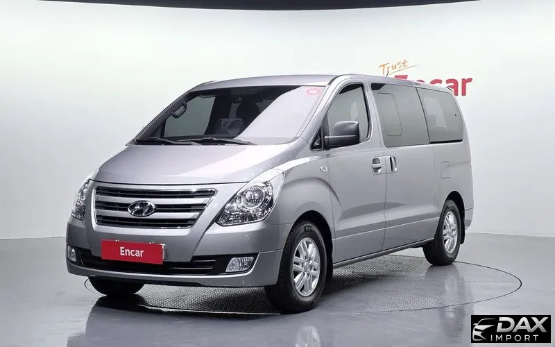 Hyundai Starex 12-Seater Wagon