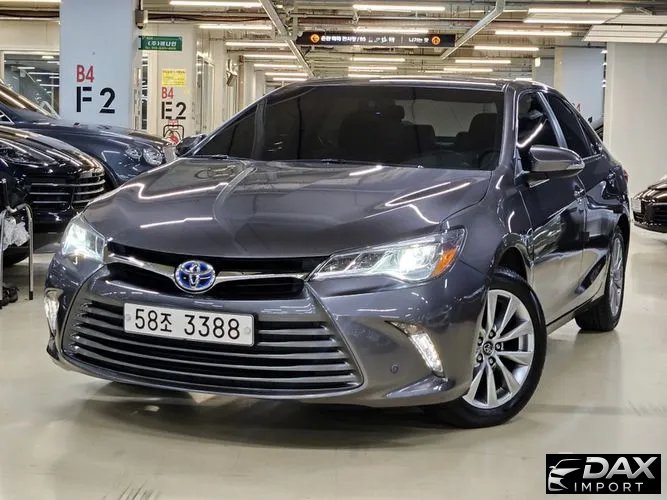 Toyota Camry 2.5 XLE