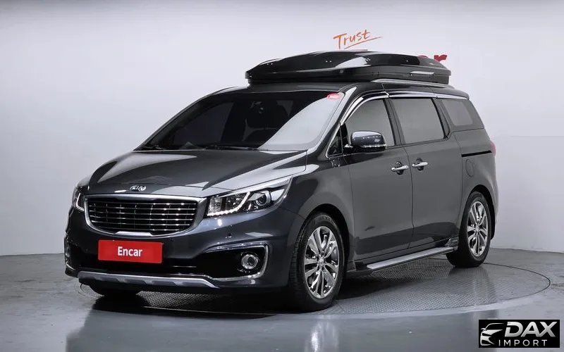 Kia Canival 7-seater Limousine