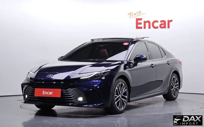 Toyota Camry 2.5 XLE Premium Hybrid