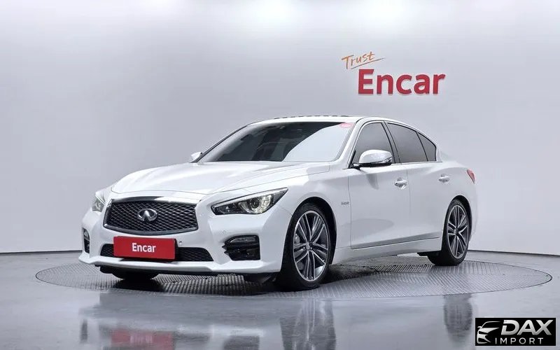 Infiniti Q50 3.5 Hybrid Essence