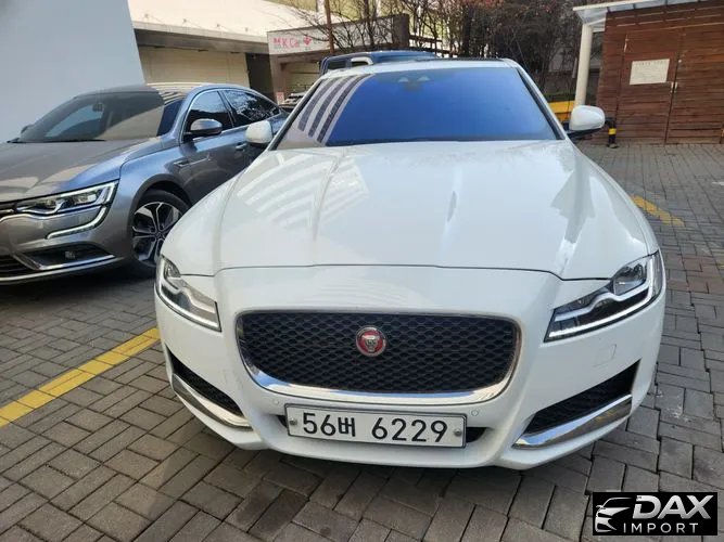 Jaguar XF 25t Portfolio