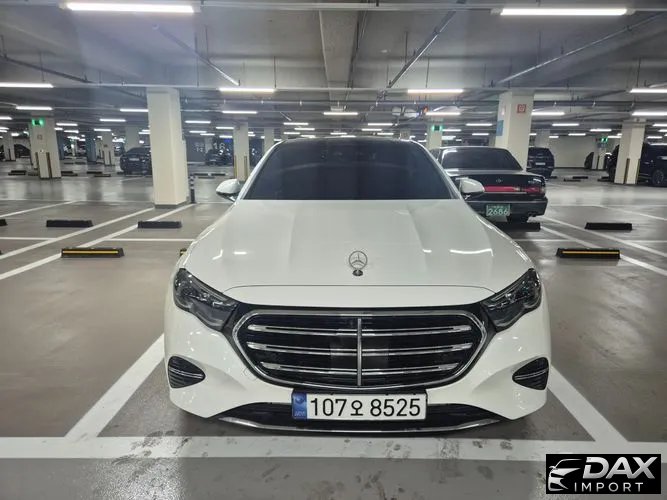 Mercedes-Benz E-Class E300 4MATIC Exclusive
