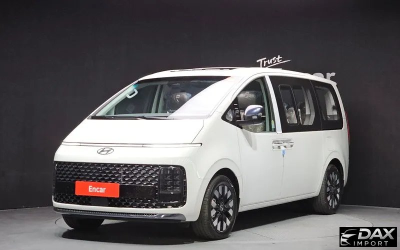 Hyundai Staria HEV 1.6 Lounge 7-Seater