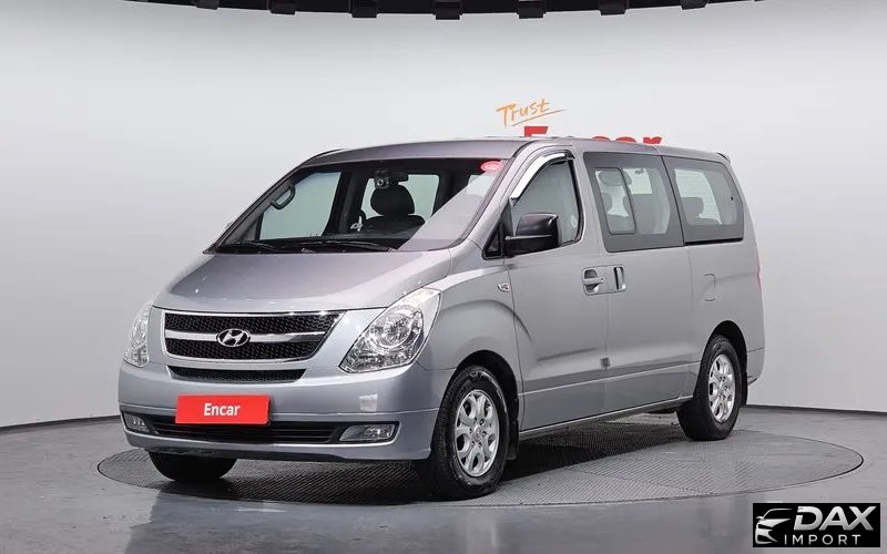 Hyundai Starex 12-Seater Wagon