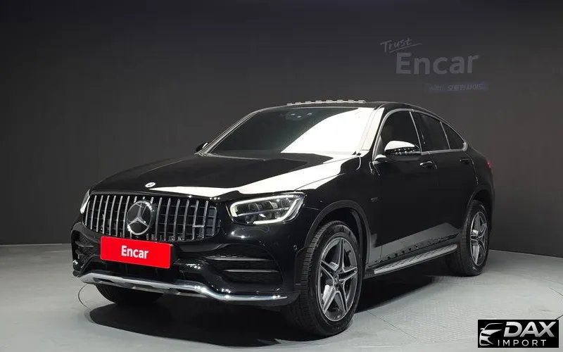 Mercedes-Benz GLC-Class GLC300e 4MATIC Coupe