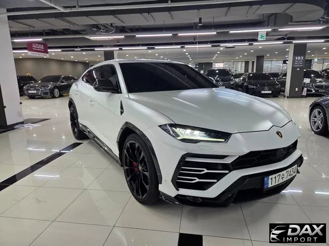 Lamborghini Urus 4.0 V8
