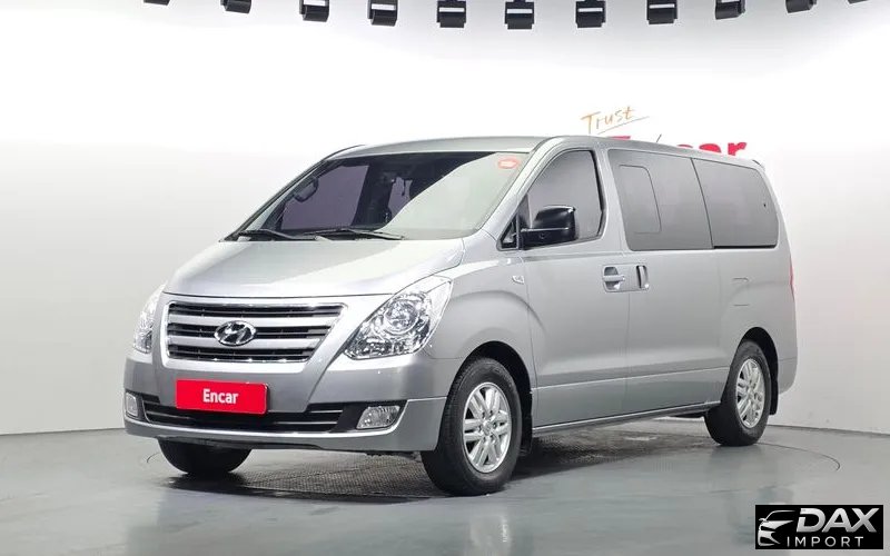 Hyundai Starex 12-Seater Wagon