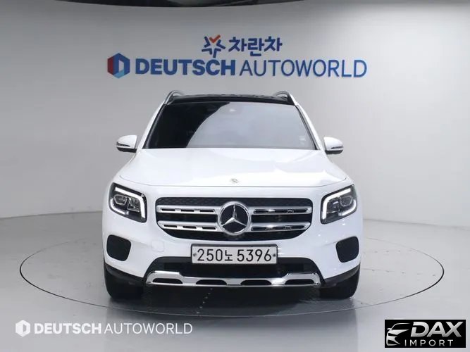 Mercedes-Benz GLB-Class GLB220