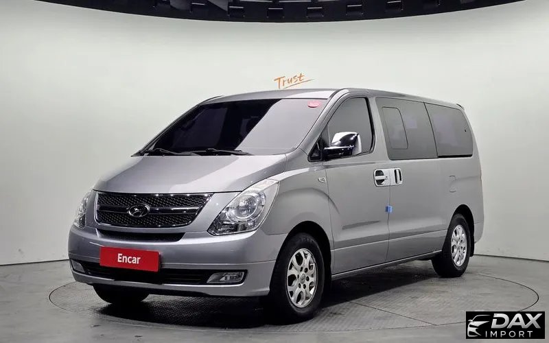 Hyundai Starex 11-Seater Wagon