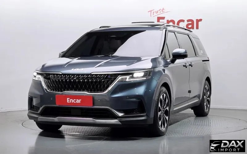 Kia Canival Gasoline 7-Seater Outdoor