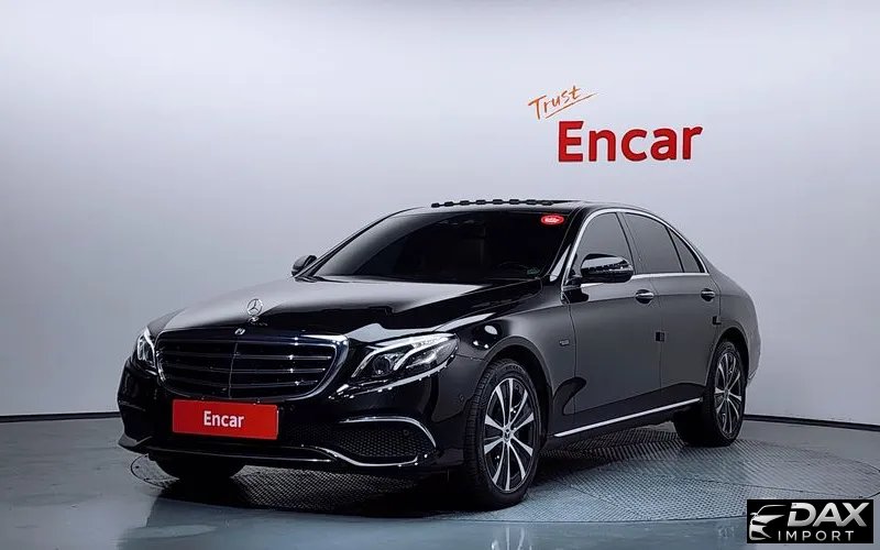 Mercedes-Benz E-Class E300e 4MATIC Exclusive