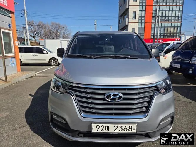Hyundai Starex Van 5-Seater