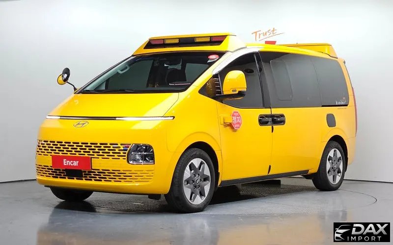 Hyundai Staria HEV 1.6 Kinder