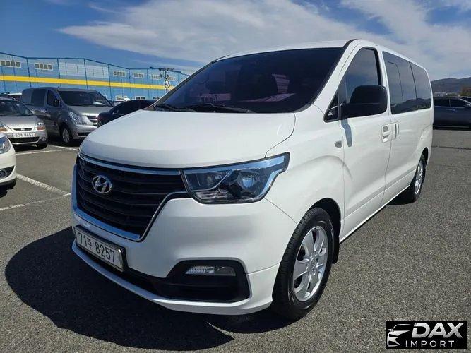 Hyundai Starex Wagon 12-Seater