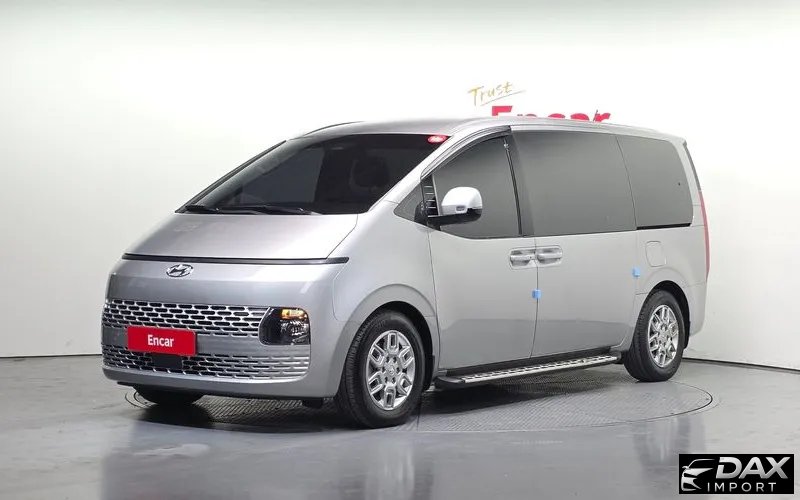 Hyundai Staria Tourer 11-Seater