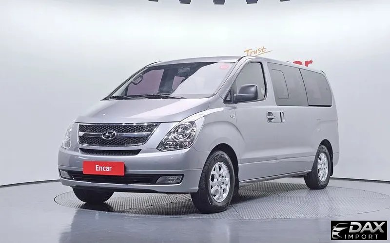 Hyundai Starex 12-Seater Wagon