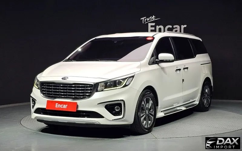 Kia Canival 9-Seater Luxury