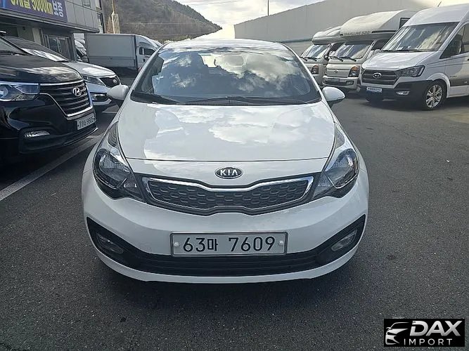 Kia pride 1.4 MPI Sedan