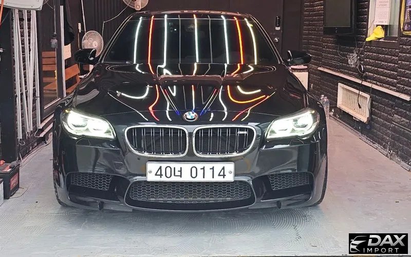 BMW M5 M5 Sedan