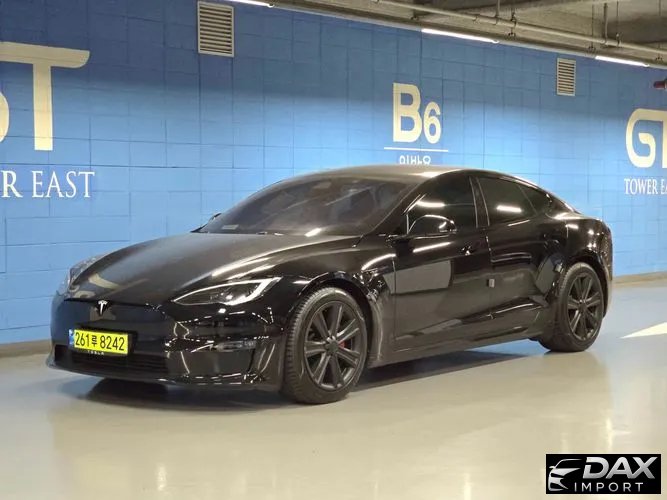 Tesla Model S Plaid
