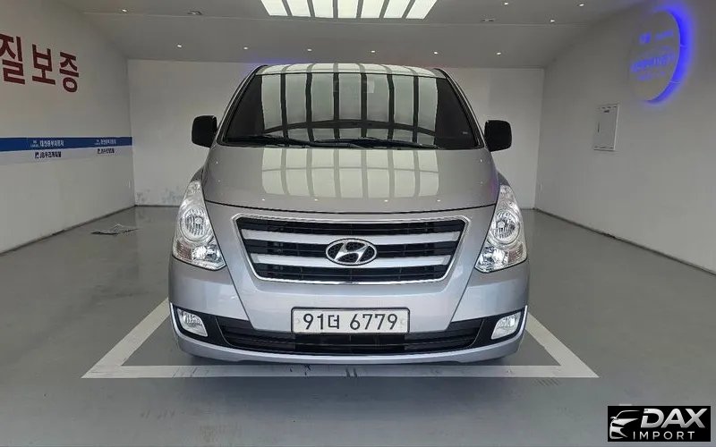 Hyundai Starex 5-Seater VAN