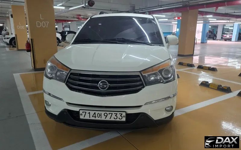 KG_Mobility_Ssangyong KORANDO 4WD GT 11-seater