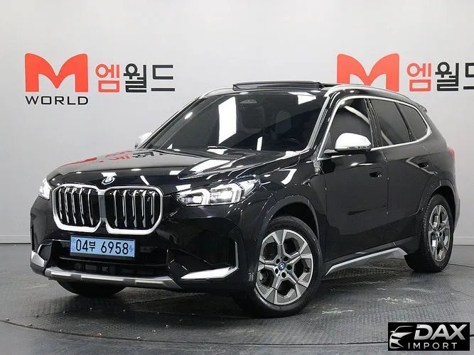 BMW iX1 xDrive 30 xLine