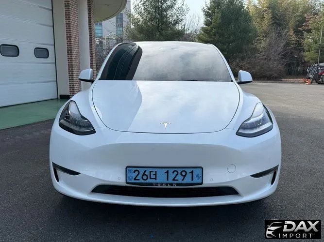 Tesla Model Y Standard Range RWD