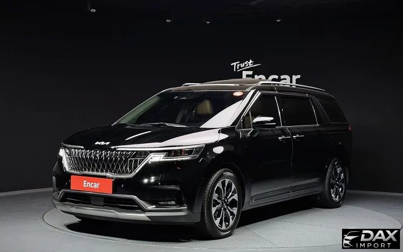 Kia Canival Gasoline 7-Seater Signature