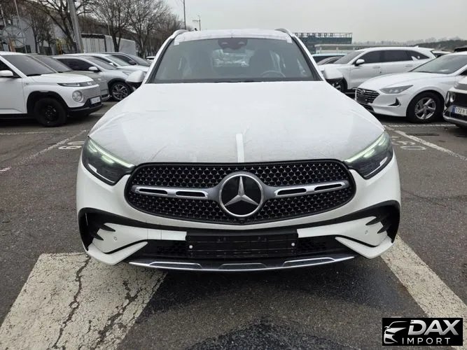 Mercedes-Benz GLC-Class GLC300 4MATIC AMG Line