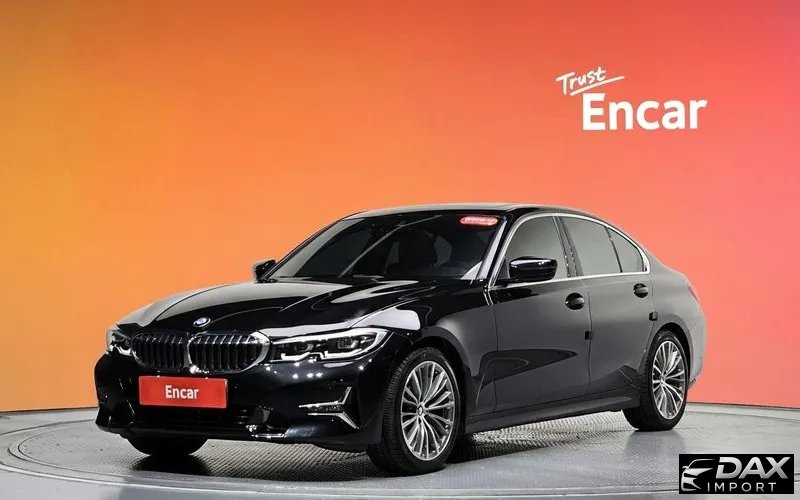 BMW 3-Series 320i Luxury