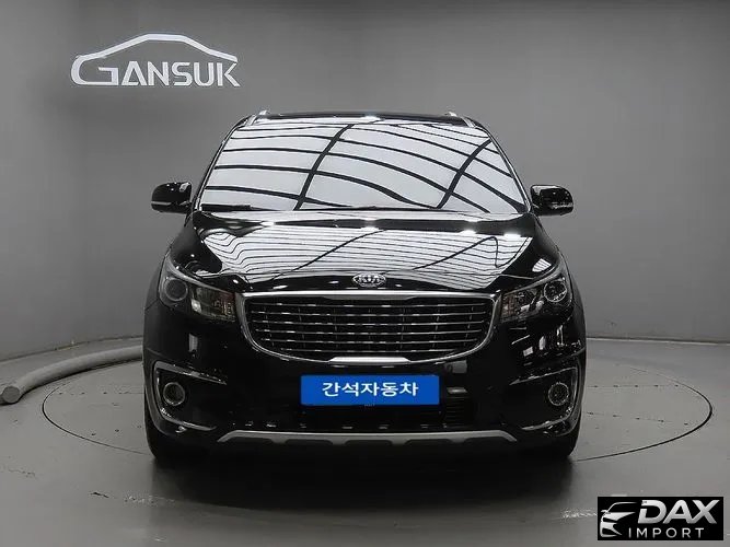 Kia Canival 9-seater Prestige