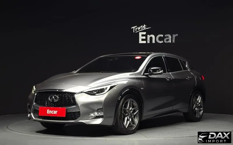 Infiniti Q30 2.0 Sport Essential