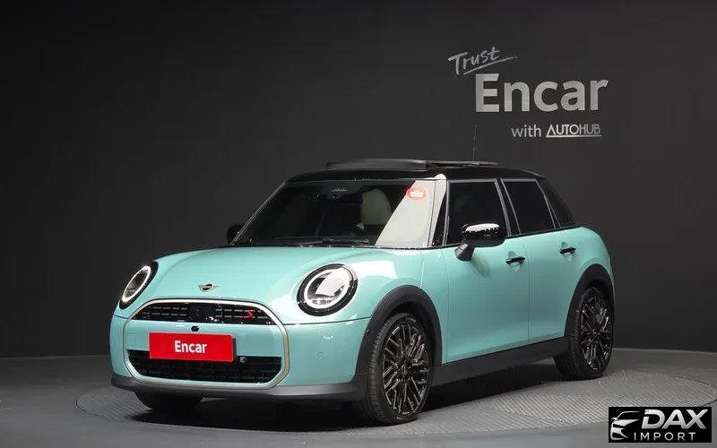 Mini Cooper 5 Door Favoured