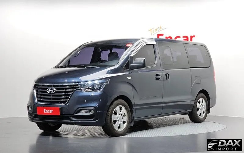 Hyundai Starex Wagon 11-Seater