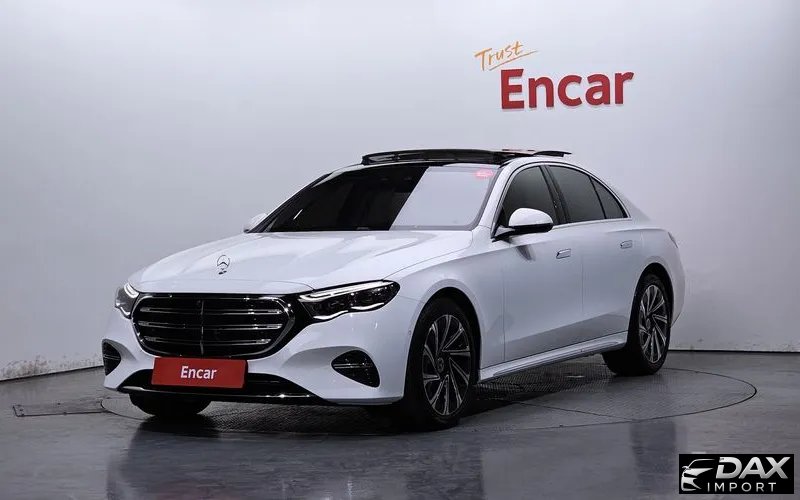 Mercedes-Benz E-Class E300 4MATIC Exclusive