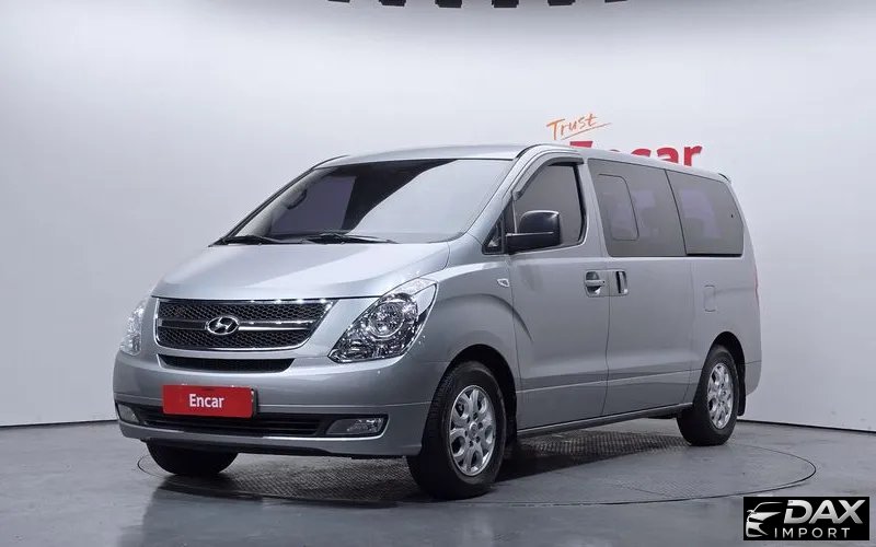 Hyundai Starex 12-Seater Wagon