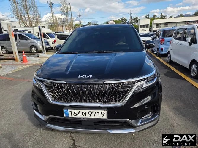 Kia Canival 9-Seater Signature