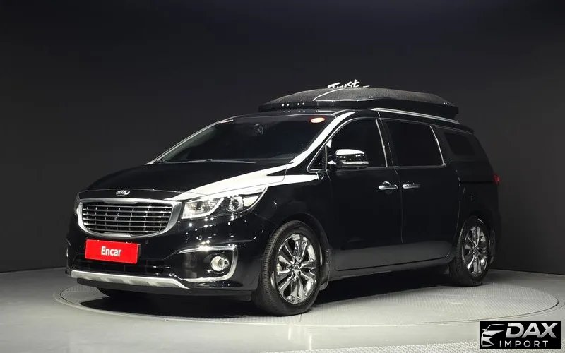 Kia Canival 7-seater Limousine