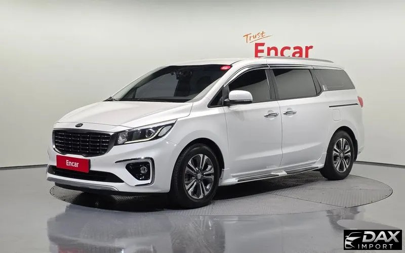 Kia Canival 9-Seater Luxury