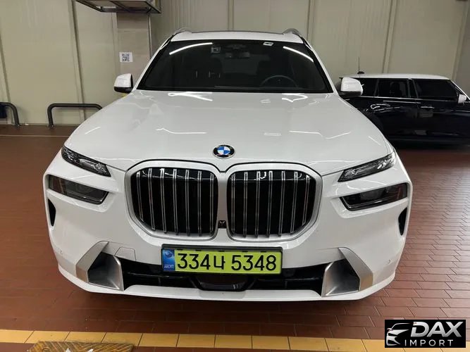 BMW X7 xDrive 40i Design Pure Excellence 6-Seater
